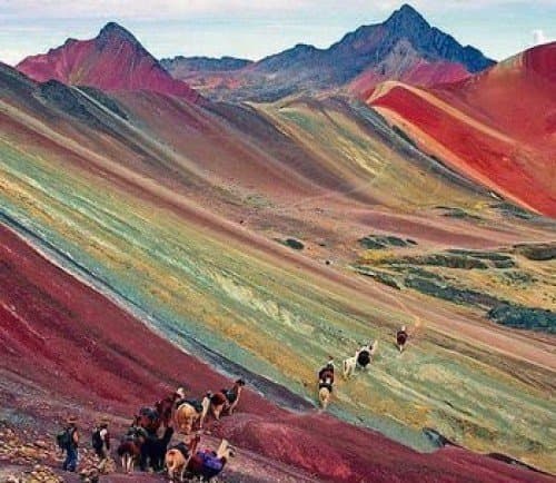 Lugar Vinicunca Rainbow Mountain