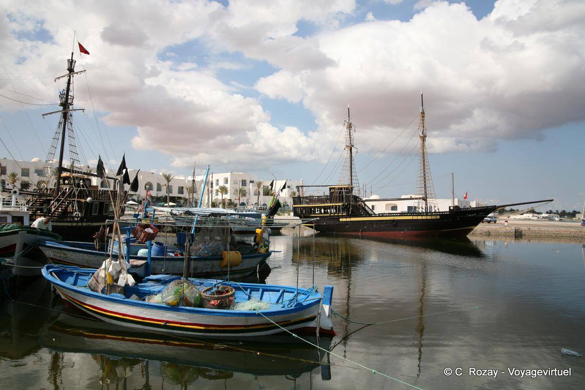 Lugar Port De Houmt Souk