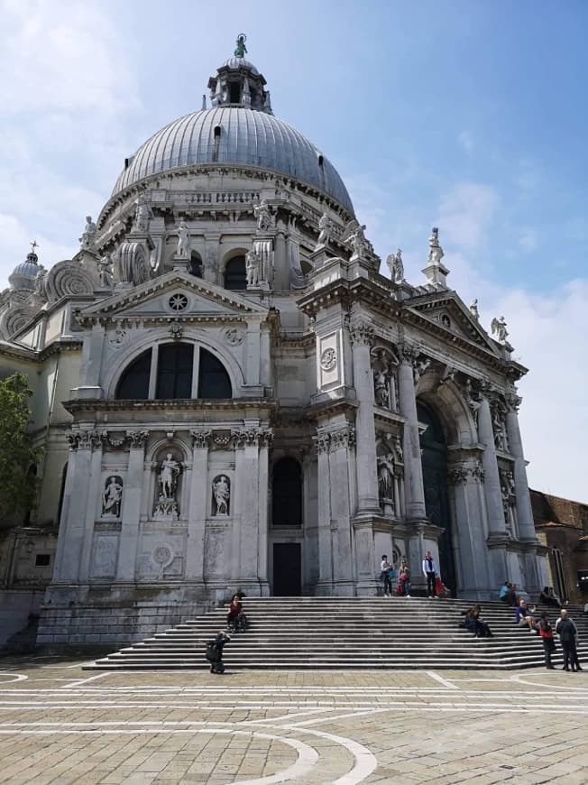 Lugar Basilica de Santa Maria della Salud