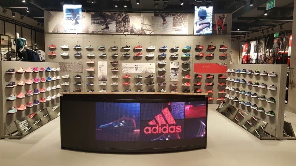 Lugar Adidas