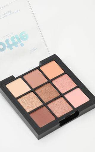 Moda Lottie London Palette Mix - The Rose Golds 

