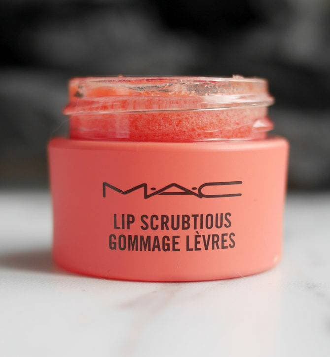 Moda ESFOLIANTE LABIAL LIP SCRUBTIOUS- MAC

