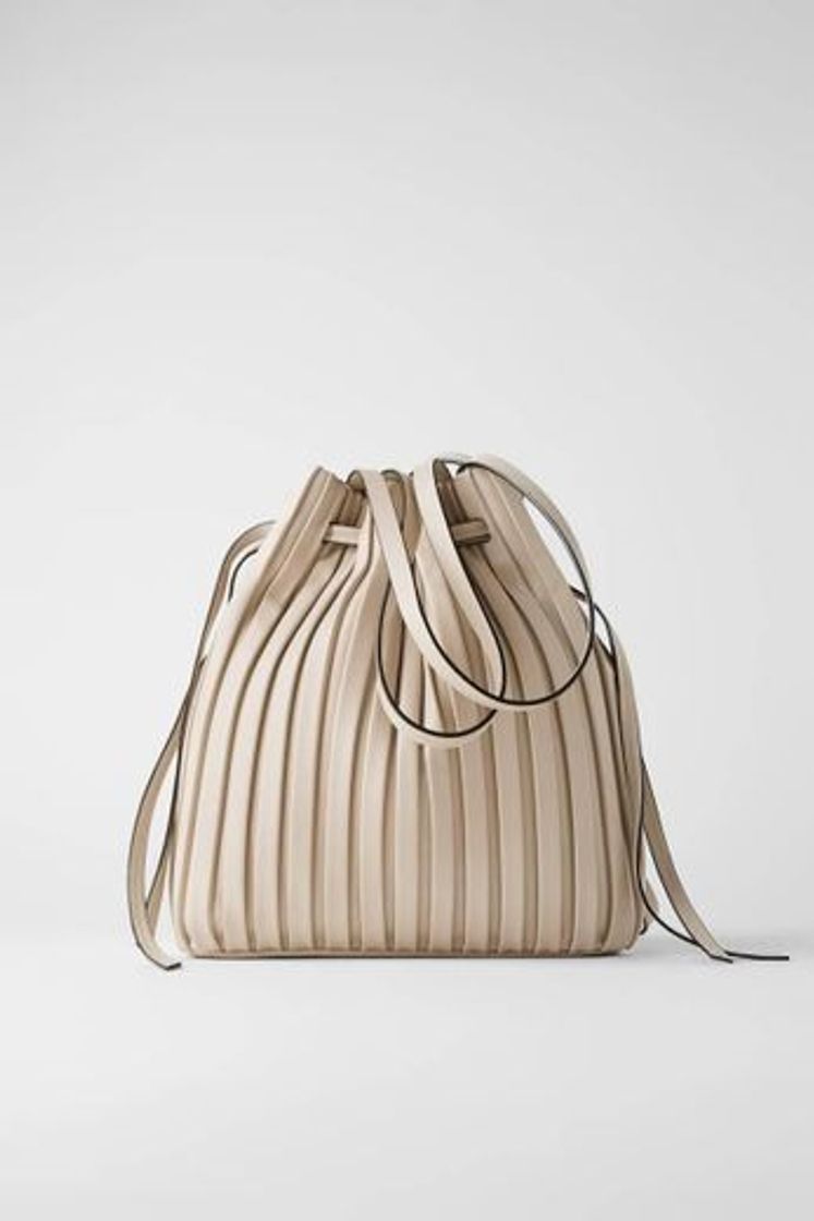 Product Mala shoulder bag plissada Zara