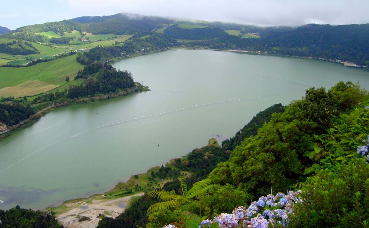 Lugar Lagoa Das Furnas