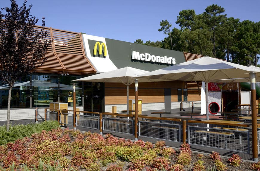 Restaurantes McDonald's - Feira Drive