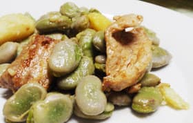 Moda Carne frita com favas 