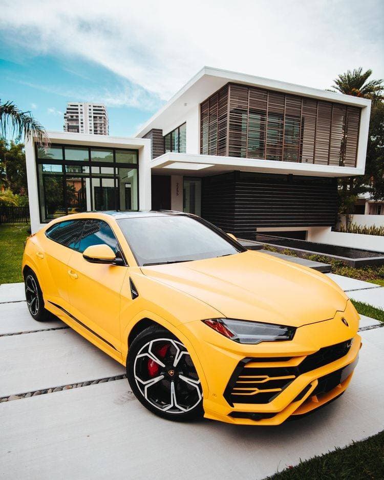 Fashion Lamborghini Urus💛