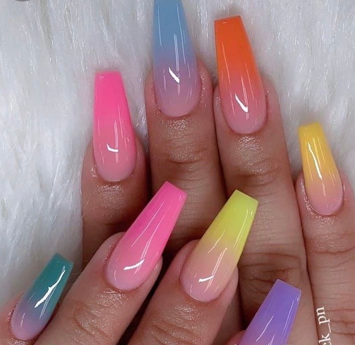 Moda Unhas coloridas 