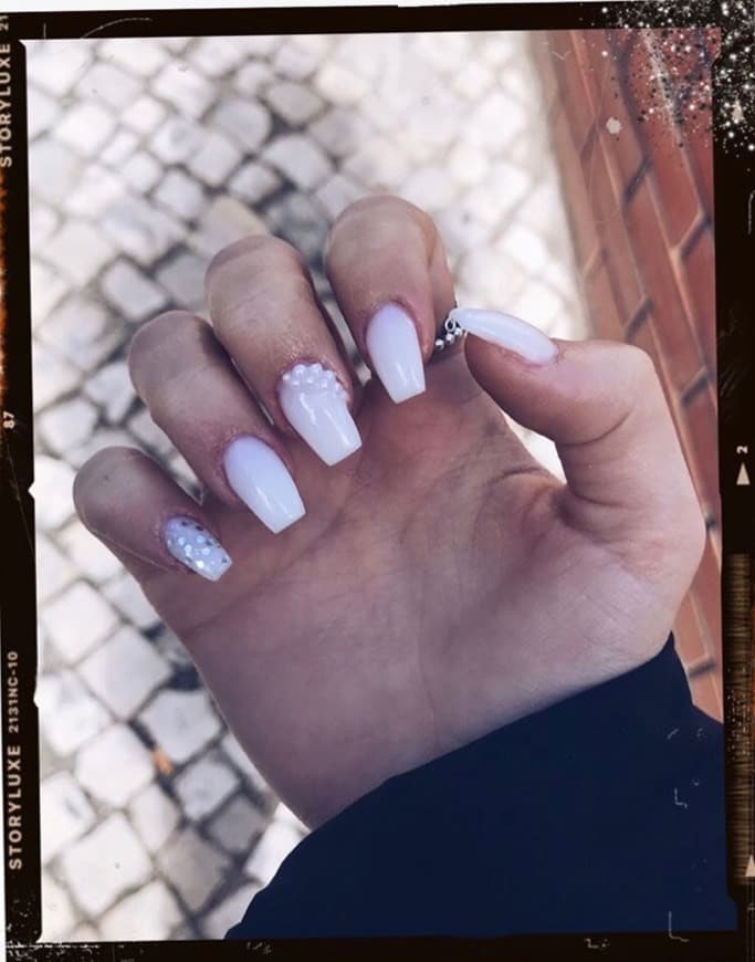 Moda Unhas com pérolas 