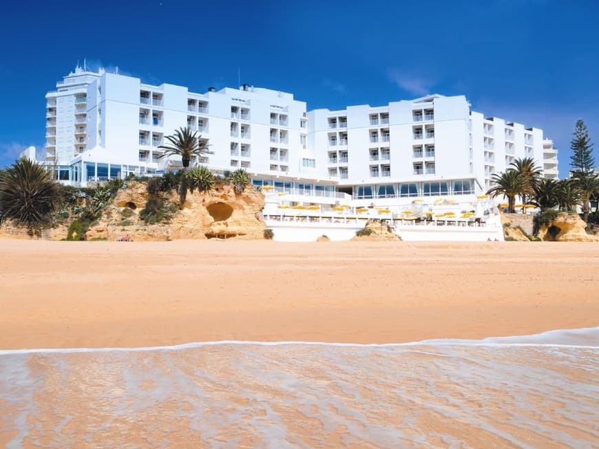 Place Holiday Inn Algarve - Armacao de Pera