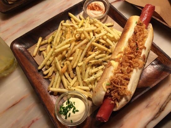 Restaurantes Frankie Hot Dogs