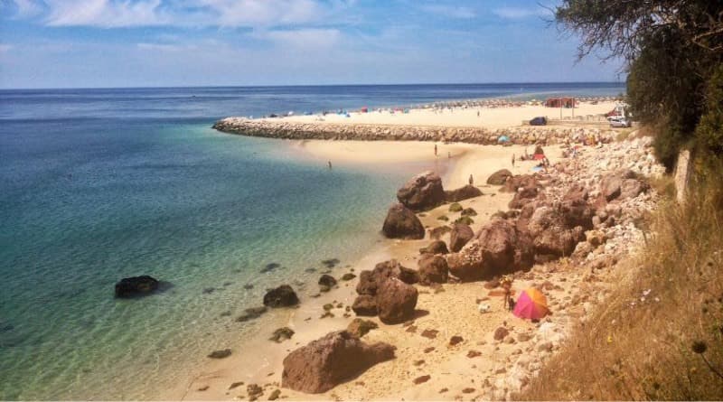 Place Praia da Figueirinha, Setúbal 