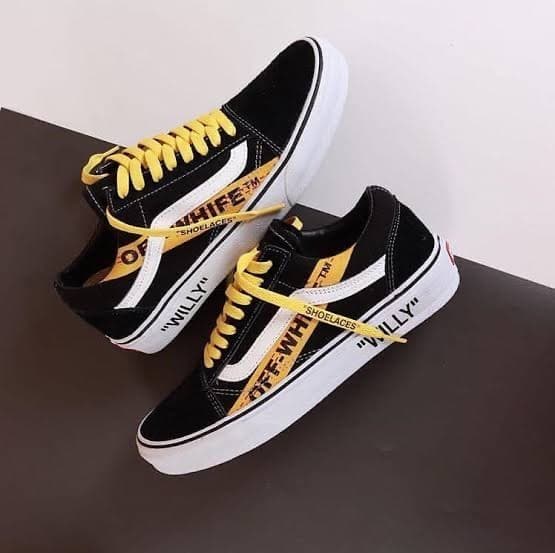 Product Vans off white 