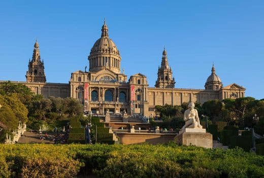 Place Museo Nacional de Arte de Cataluña