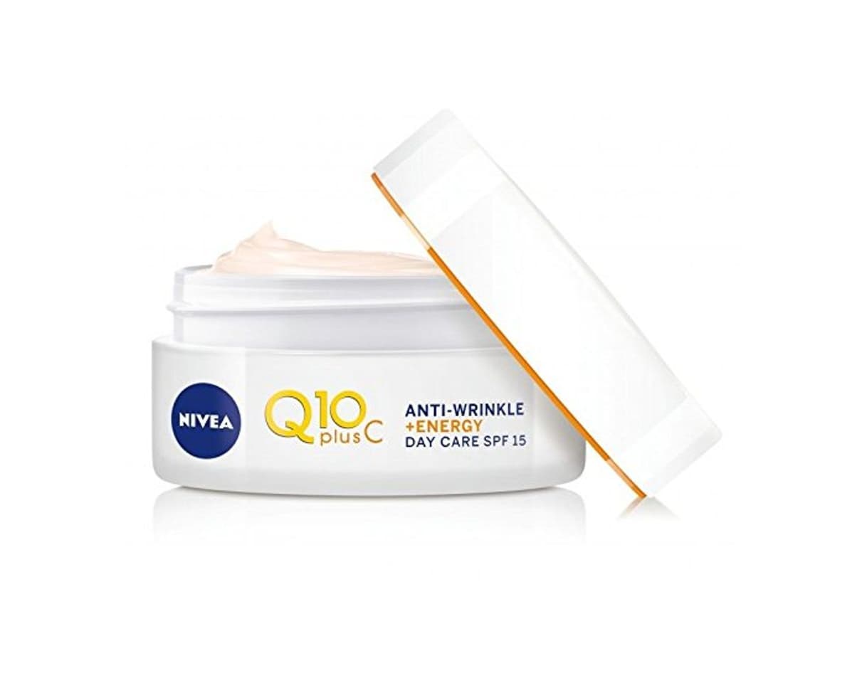 Product Crema de día con vitamina C para piel cansada y opaca Nivea Q10 Plus C antiarrugas con Energy SPF 15