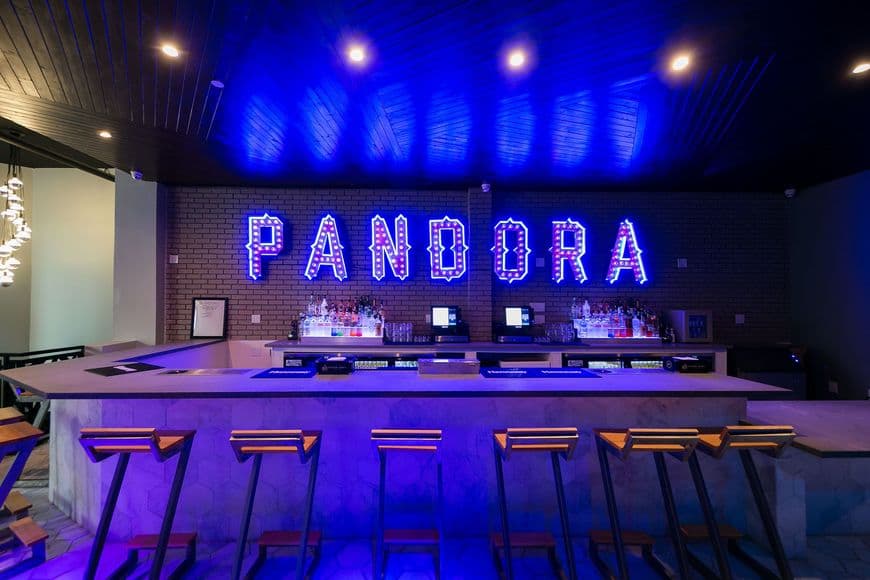 Lugar Pandora Karaoke & Bar