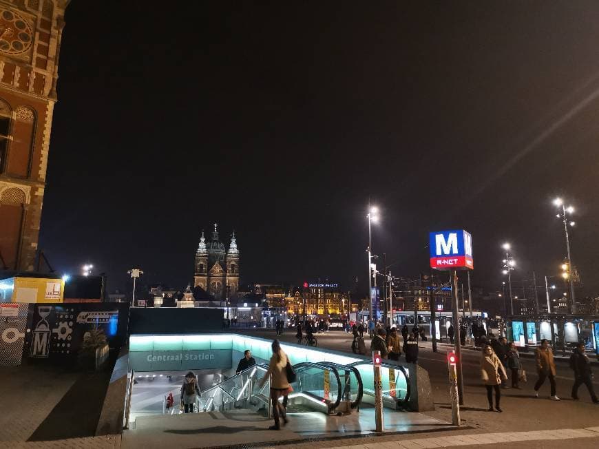 Place Amsterdam Centraal