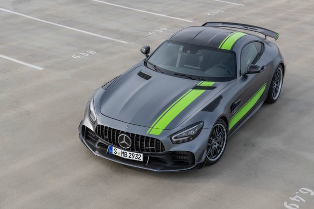 Moda Mercedes AMG GT R Pro