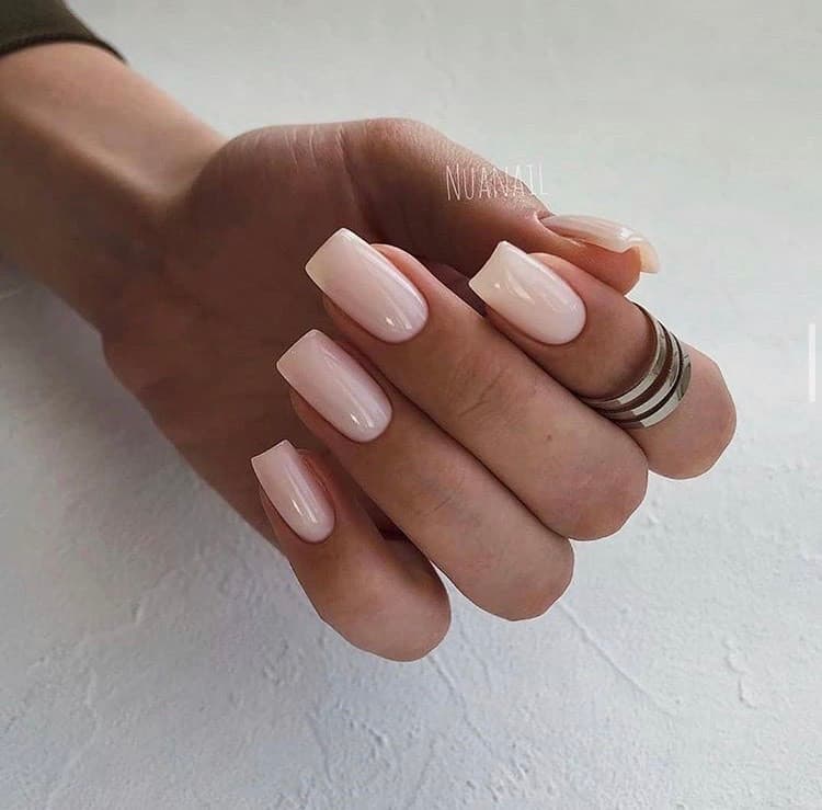 Fashion nails