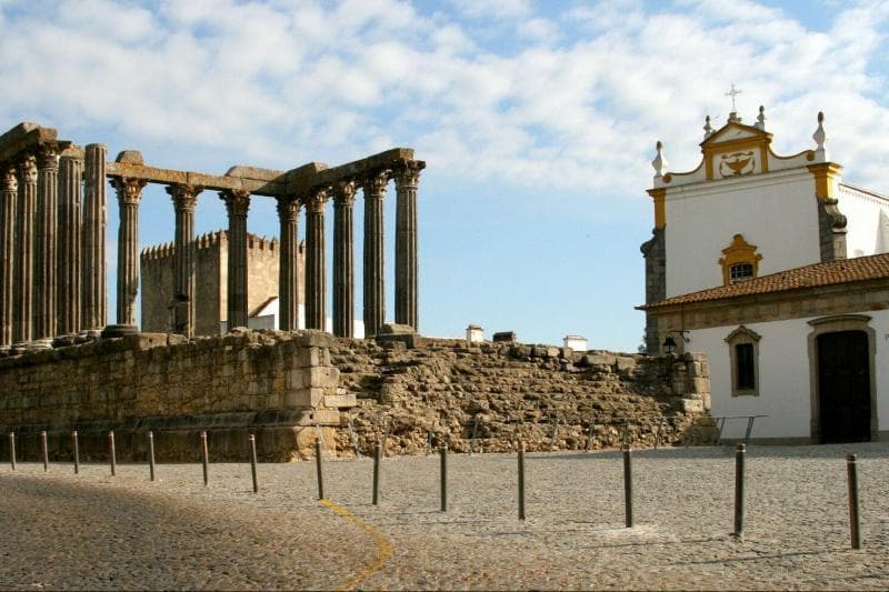 Place Évora 