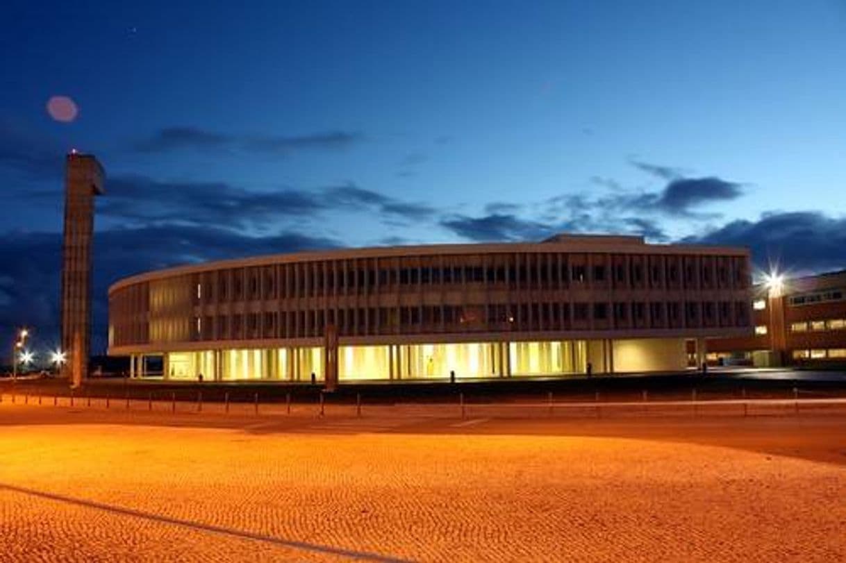 Place Universidad de Aveiro