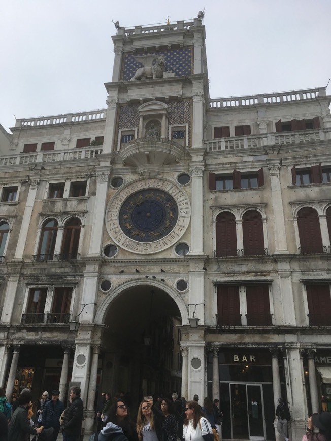 Place Torre dell'Orologio