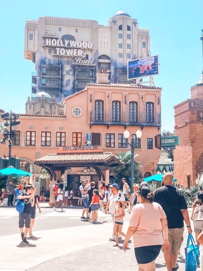 Place The Hollywood Tower Hotel