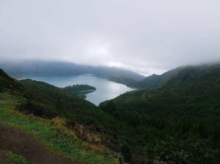 Place Lagoa do Fogo