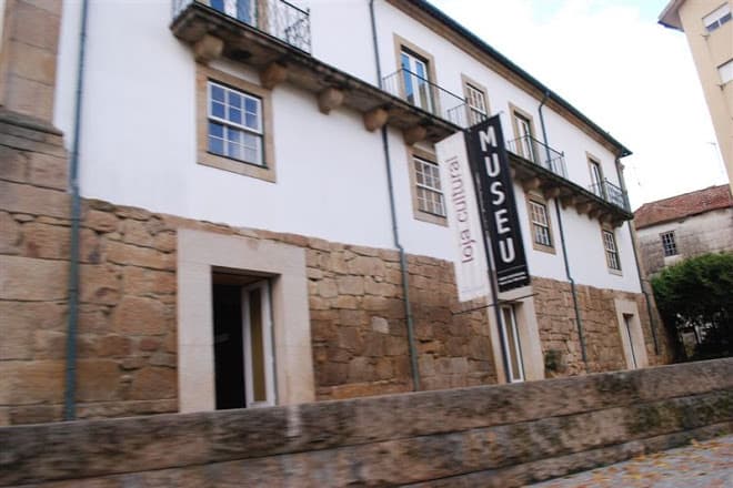 Place Museu de Arqueologia e Numismática de Vila Real