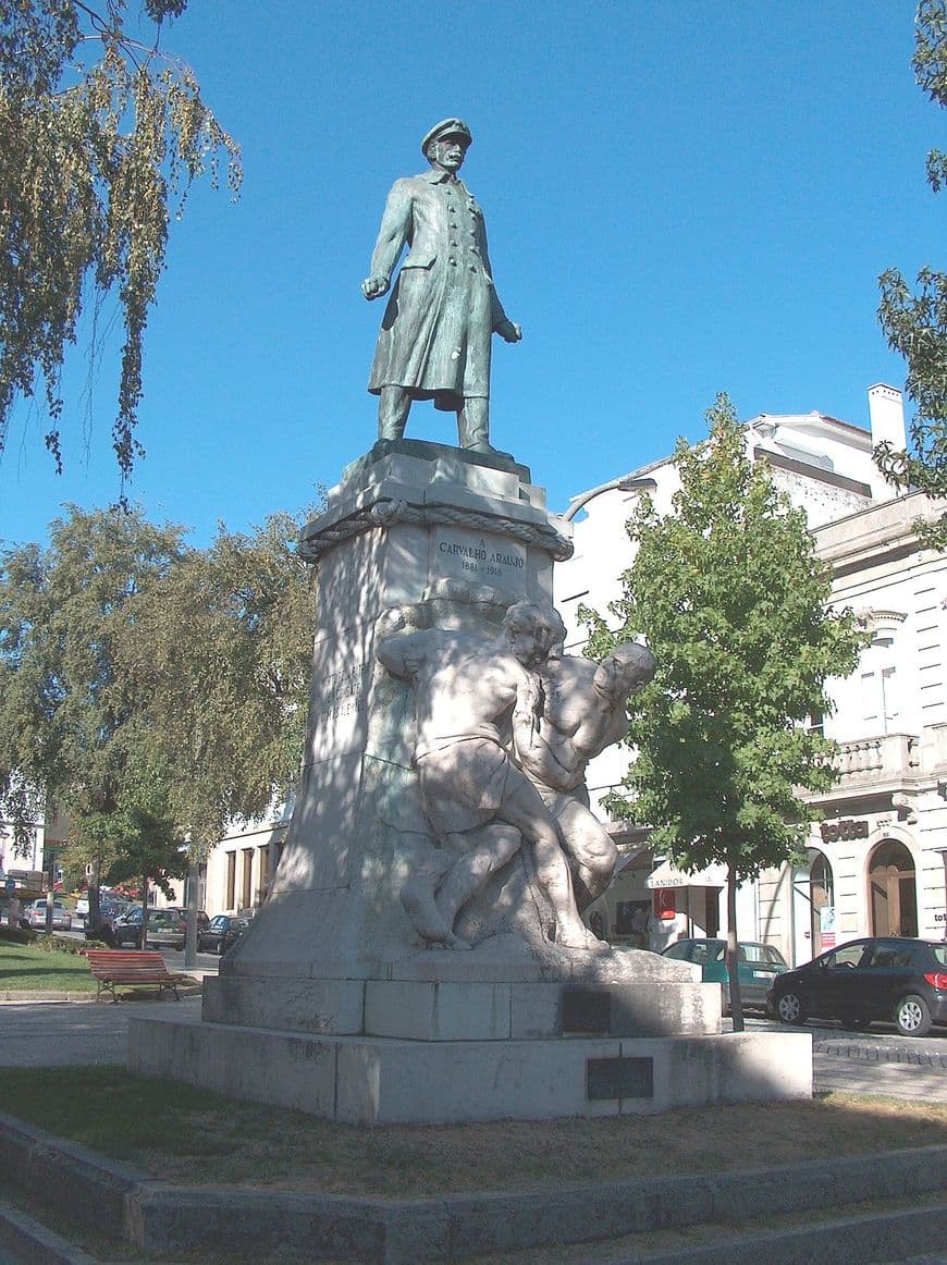 Place Avenida Carvalho Araújo