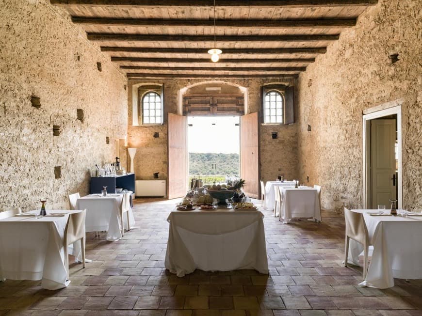 Lugar Feudi del Pisciotto Niscemi - Wine Relais Niscemi, Cantina Niscemi