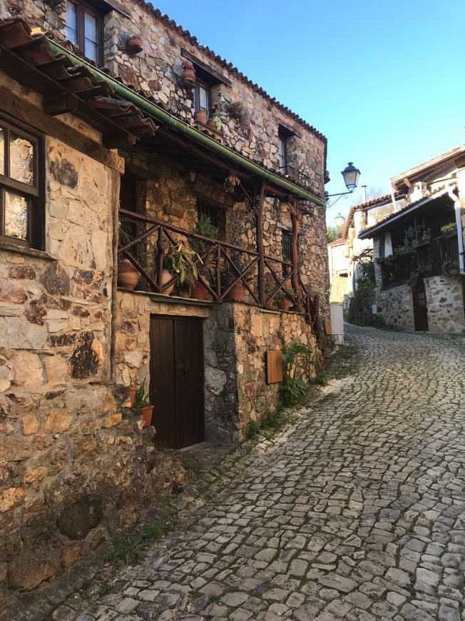 Lugar Casal de São Simåo