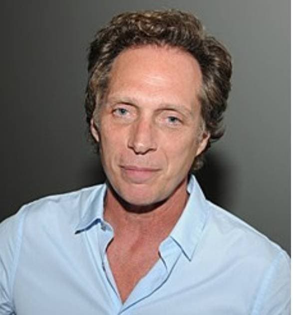 Moda William Fichtner