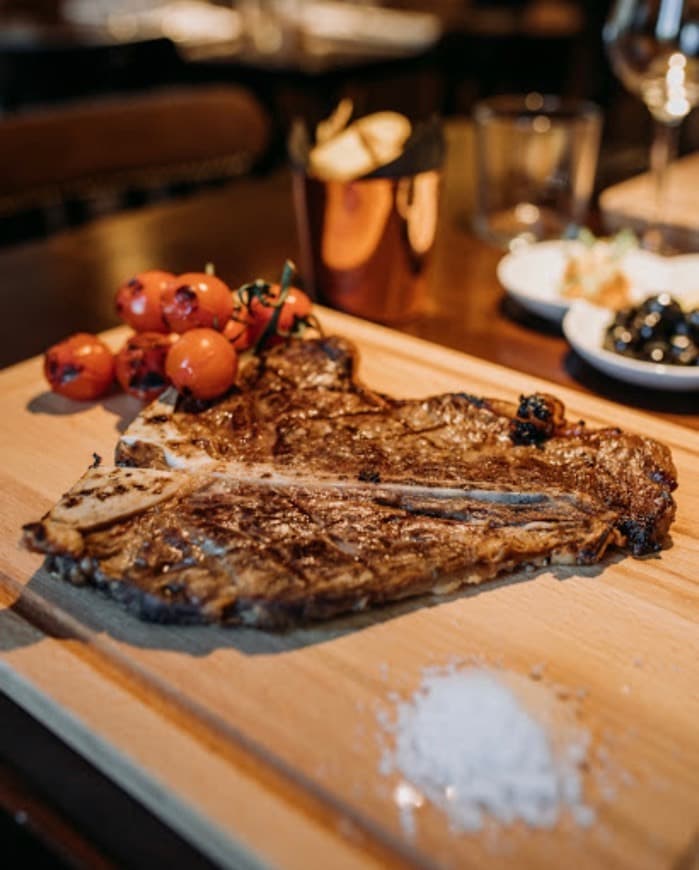 Restaurantes Bovine - Steak & Wine Bar