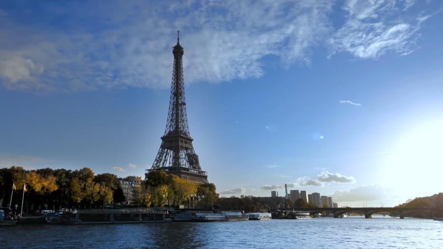 Place Torre Eiffel