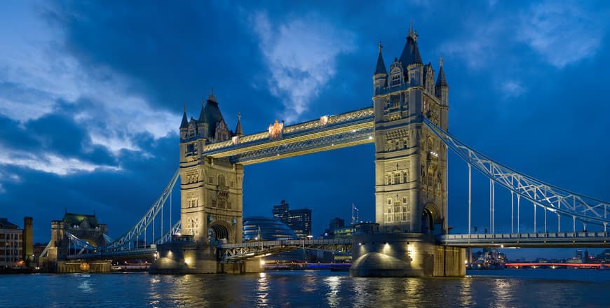 Place Tower Bridge