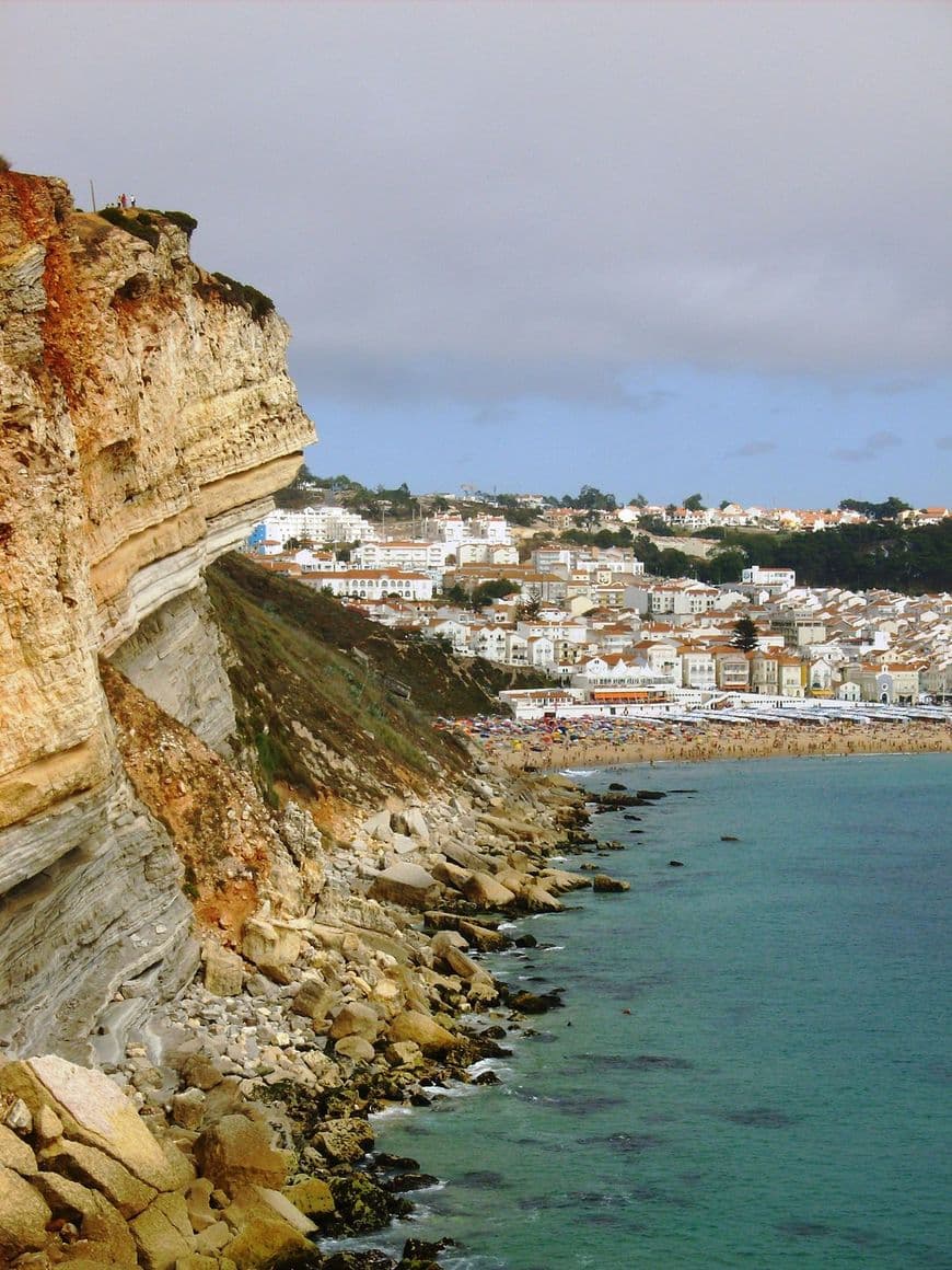 Moda Nazaré, Portugal - Wikipedia