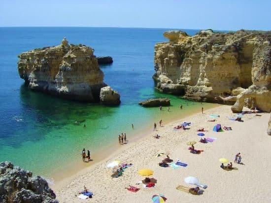 Place Praia Olhos de Água