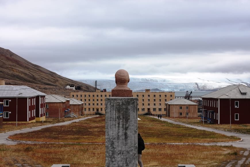 Place Longyearbyen Town