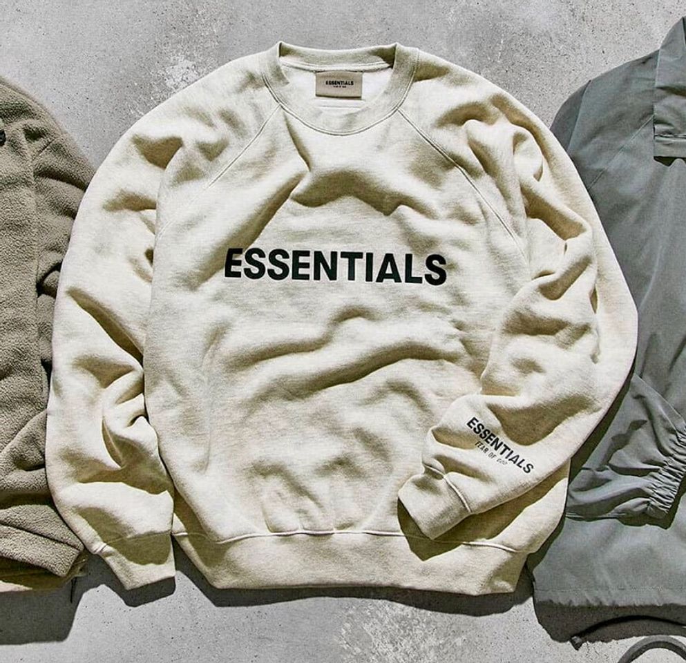 Fashion ESSENTIALS