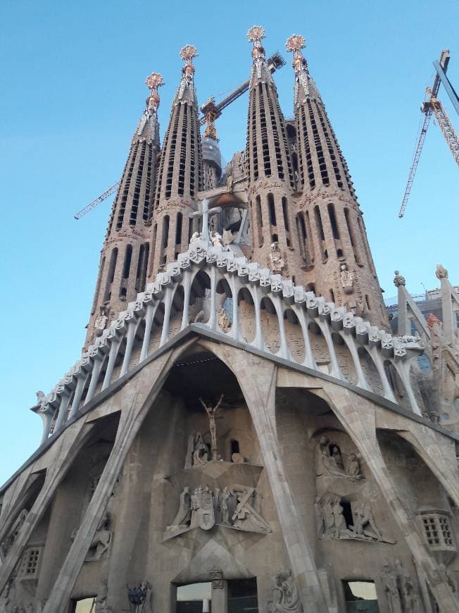 Lugar Sagrada Familia