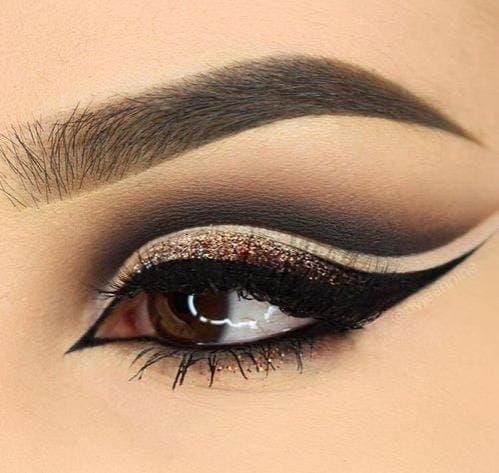 Moda Makeup 