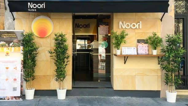 Restaurantes Noori Sushi