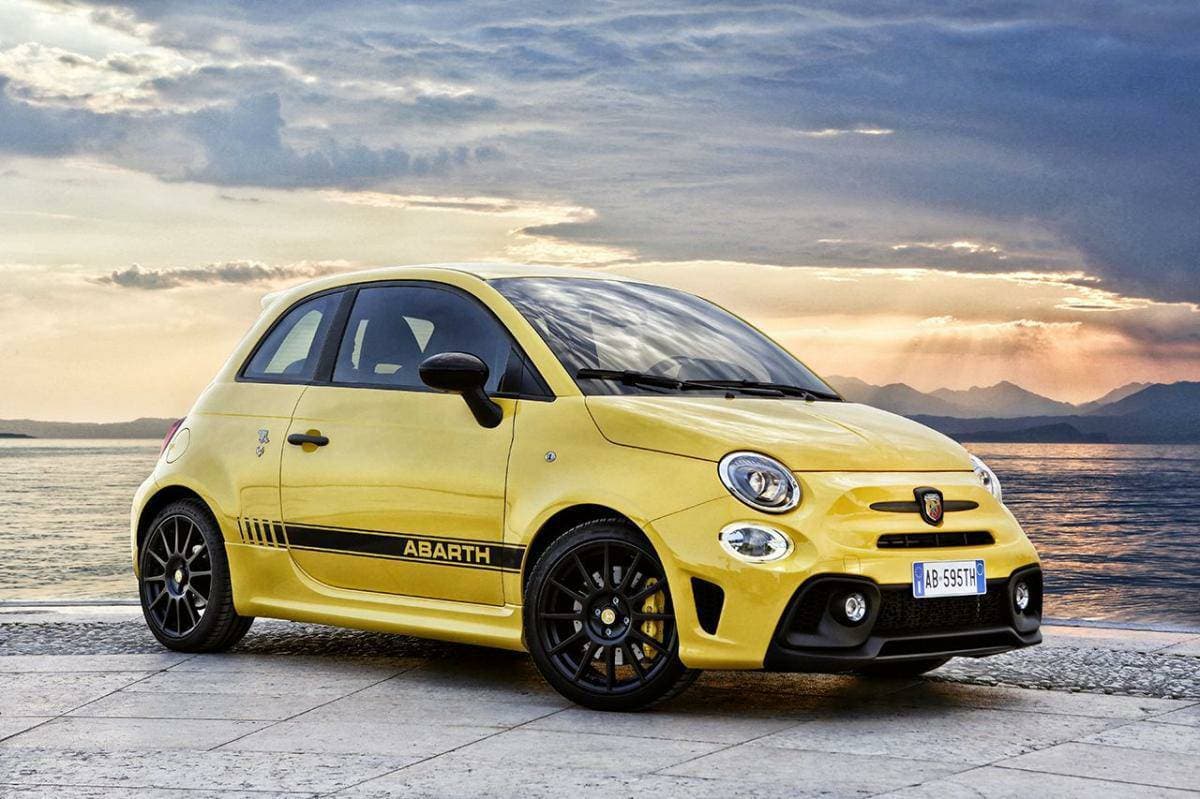 Moda 595 Abarth Competizione