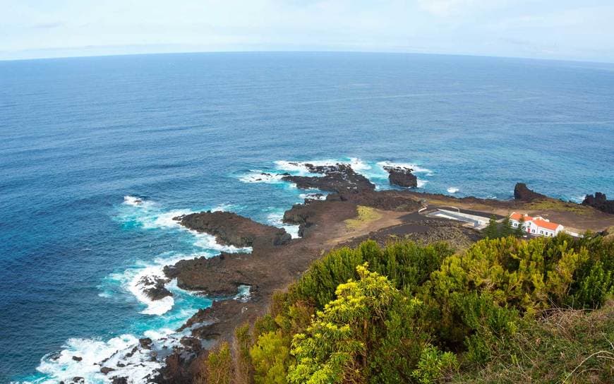 Place Ponta Da Ferraria natural swimming pool