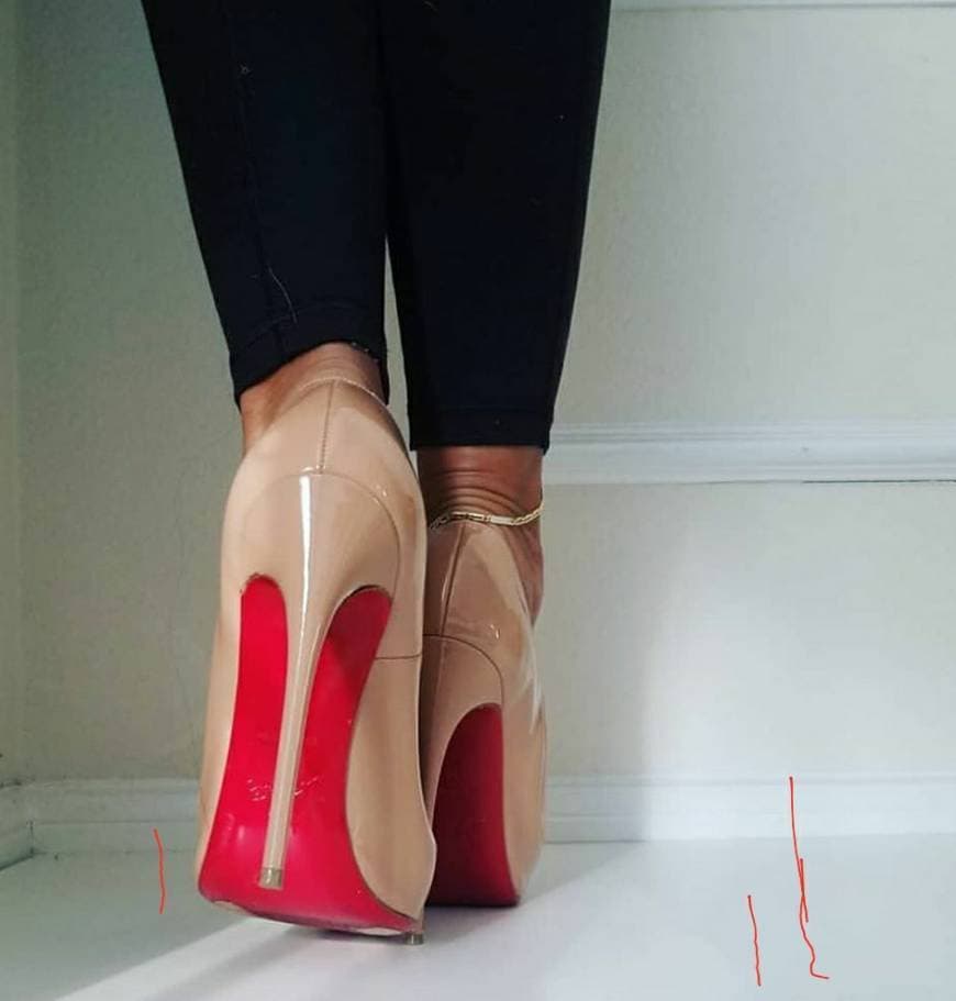 Lugar Christian Louboutin