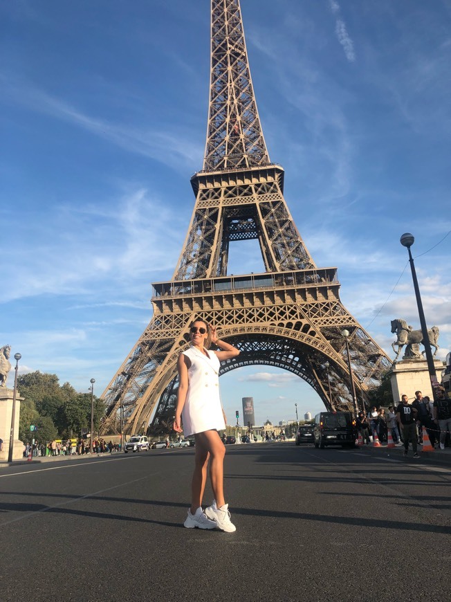 Place Tour Eiffel - Parc du Champ-de-Mars