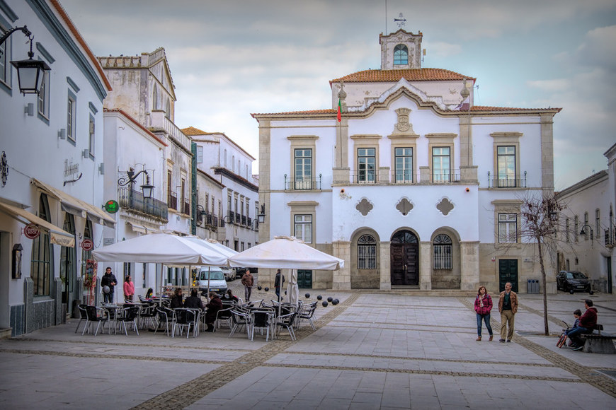 Place Câmara Municipal de Serpa