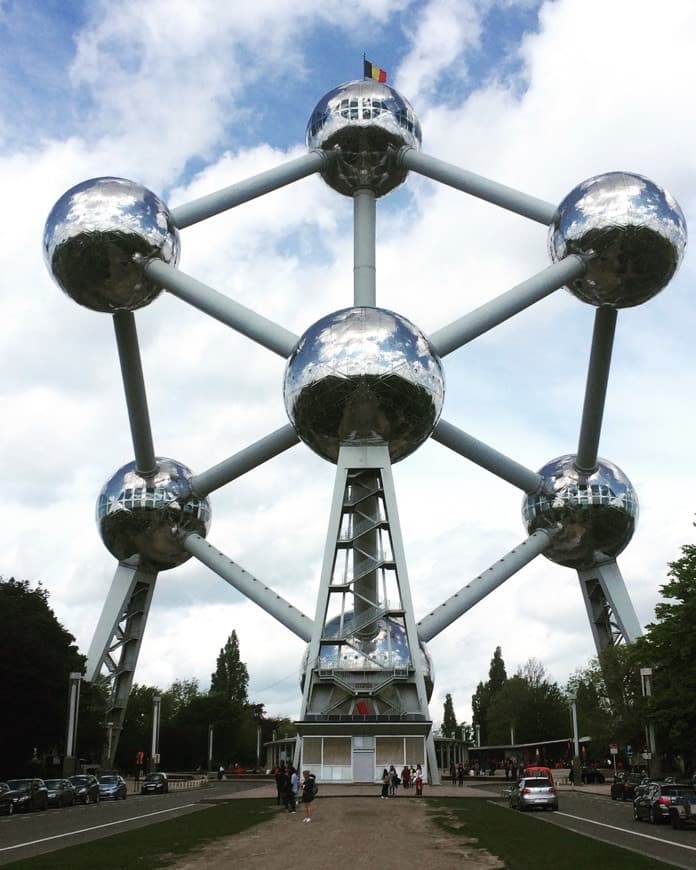 Lugar Atomium