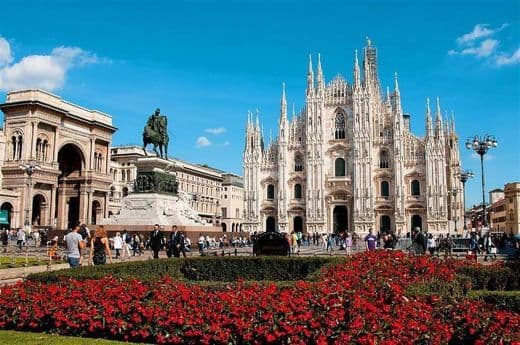 Place Duomo di Milano